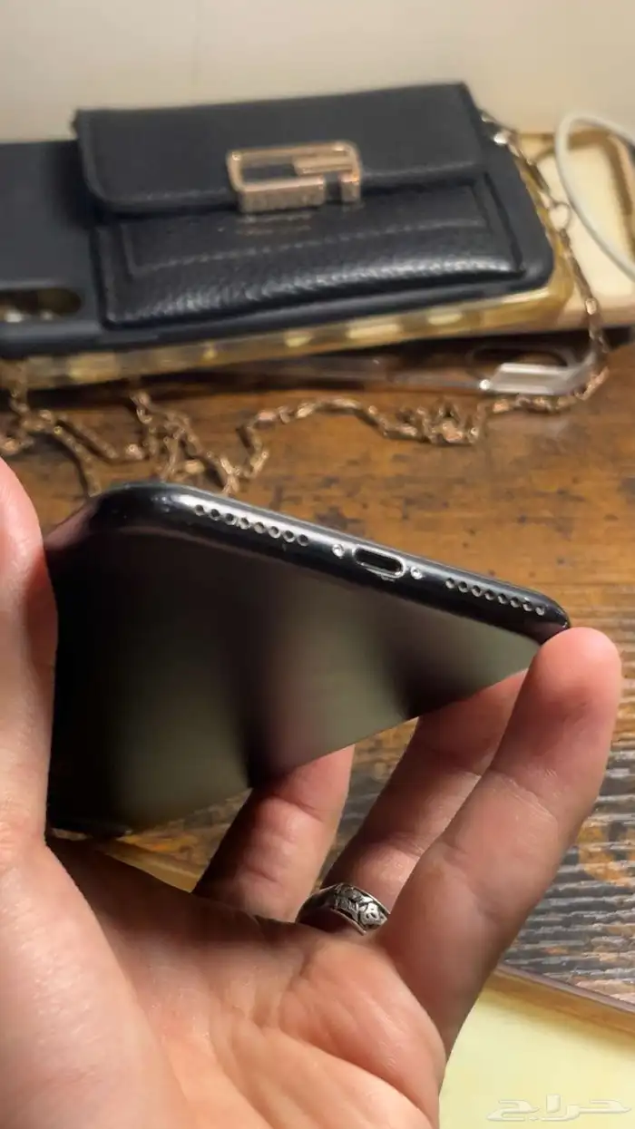 ايفون 7 بلس تم البيع 7