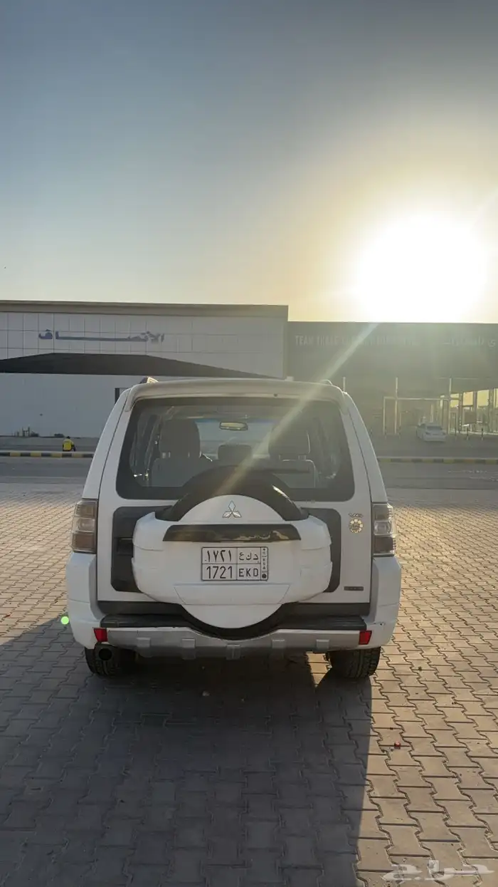 ميستوبيشي باجيرو2011 11