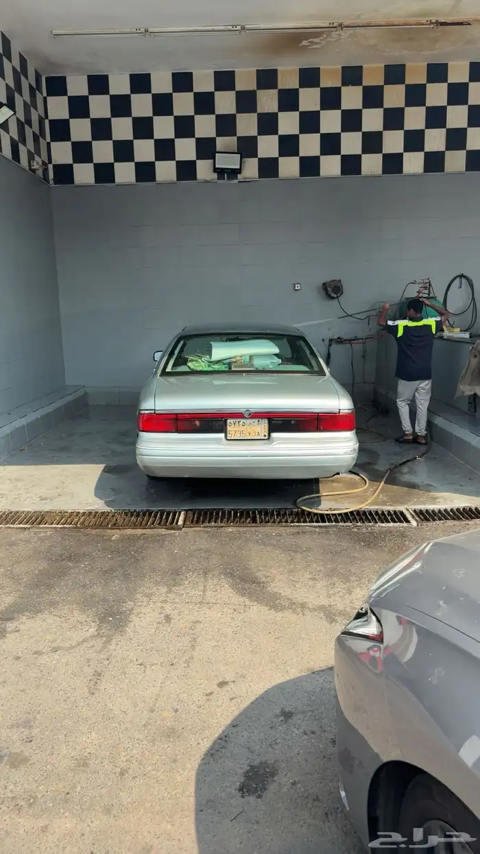 فور ماركيز للبيع 4