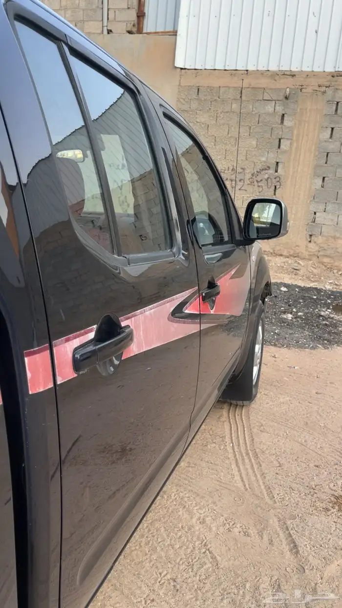 نيسان نافارا اللون اسود بدون دبل الممشى 181ألف 12