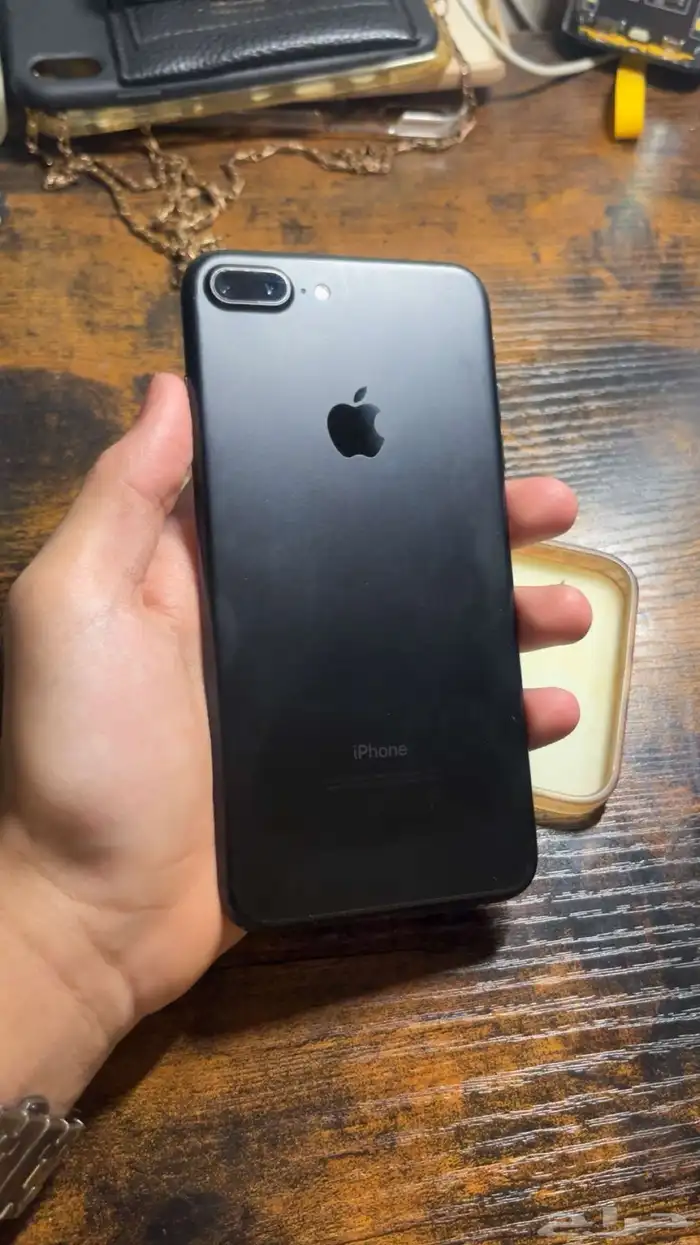 ايفون 7 بلس تم البيع 5