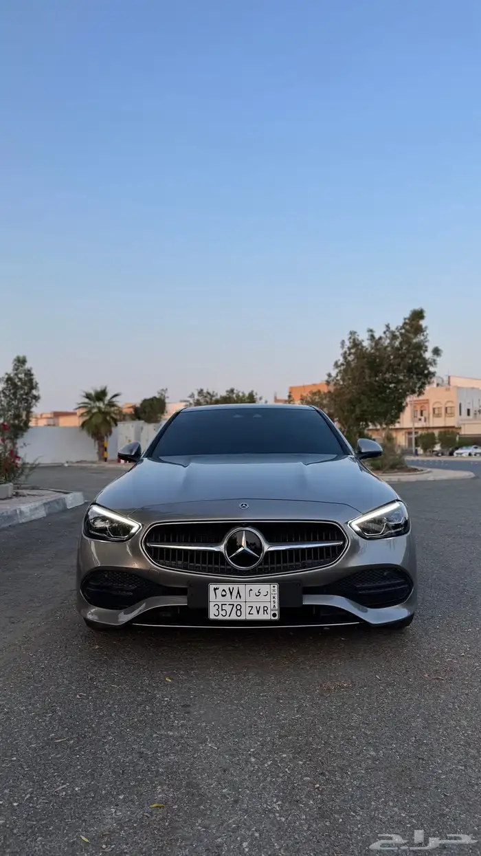 2024 مرسيدس C300 2