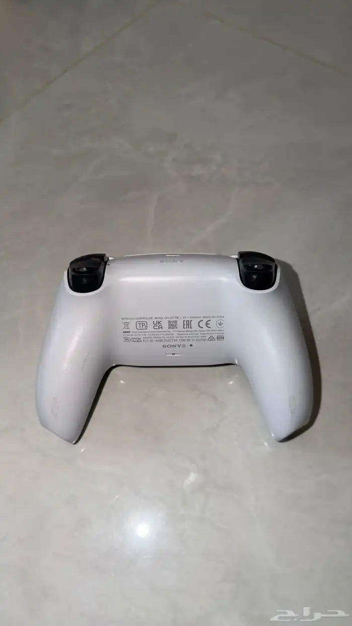 يد بلاستيشن ثنتين 5