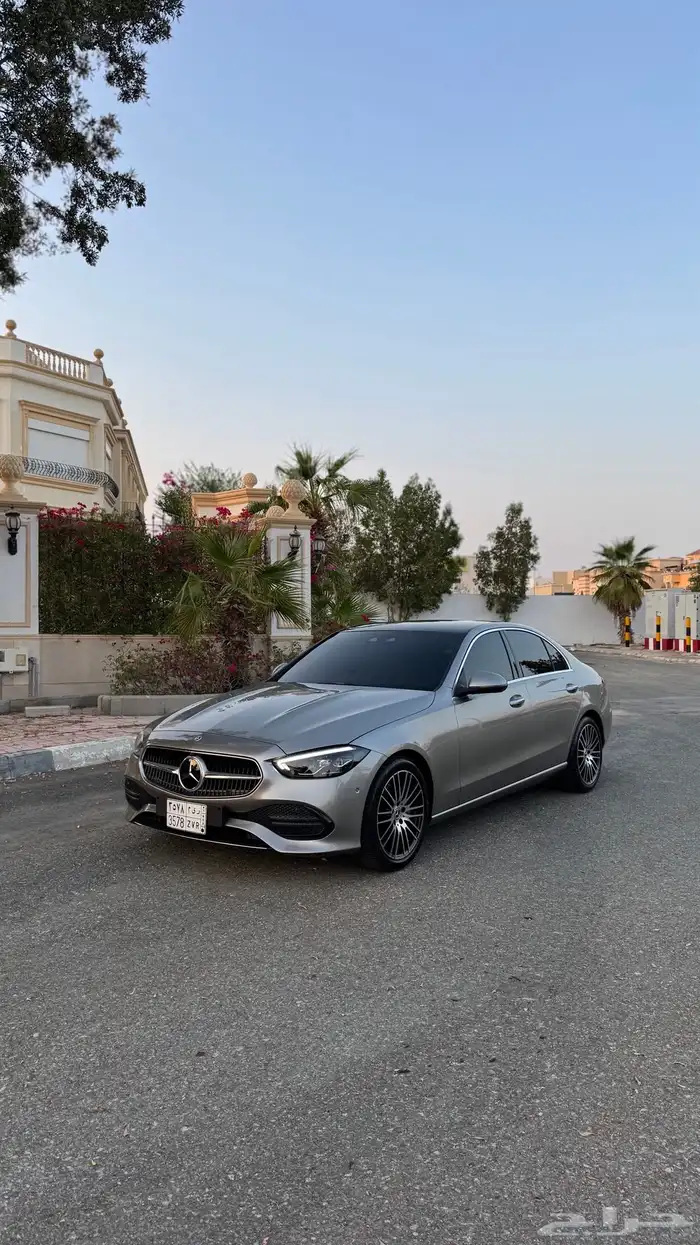 2024 مرسيدس C300 0