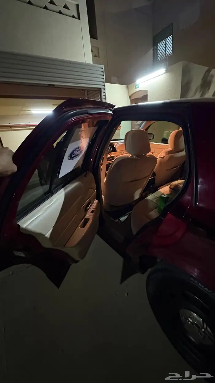 فورد كراون فكتوريا بوليسي 1