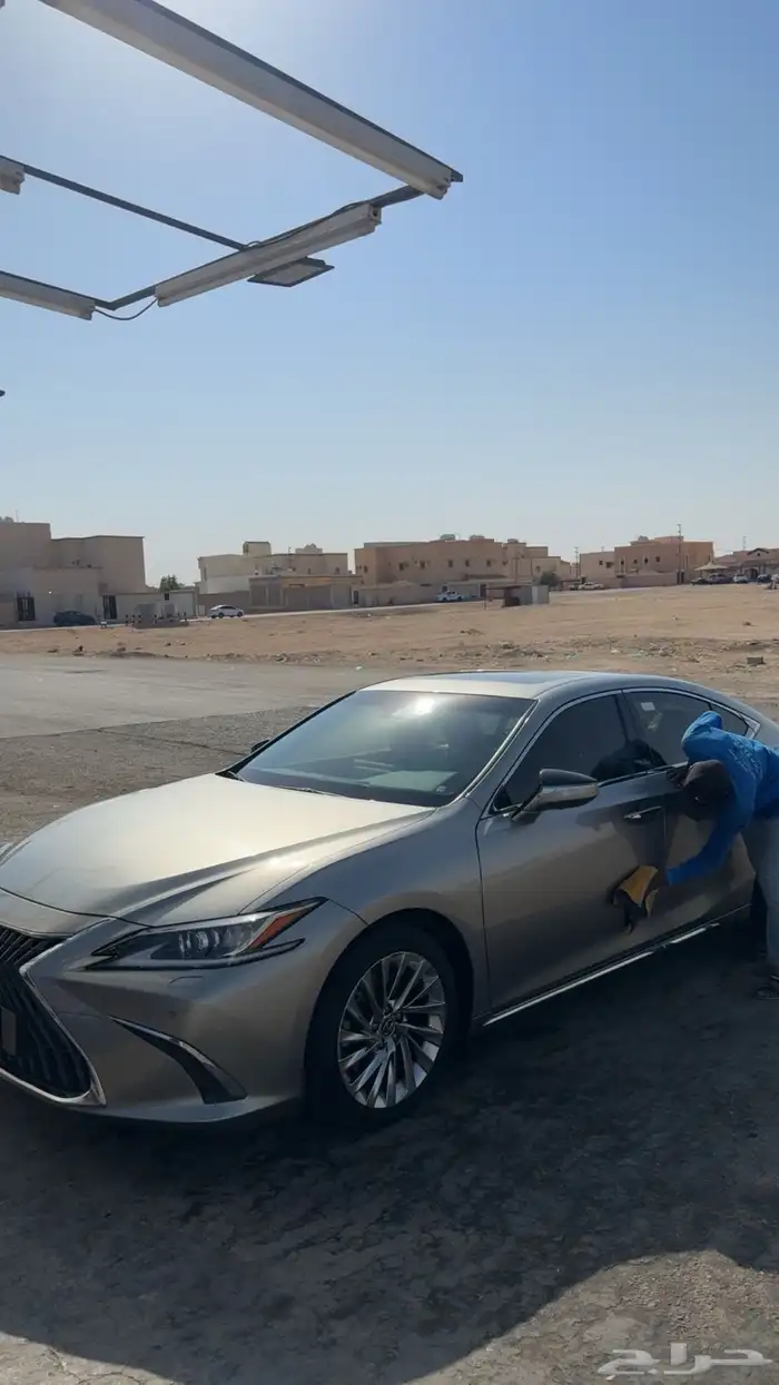 للبيع لكزس 2023 es350 0