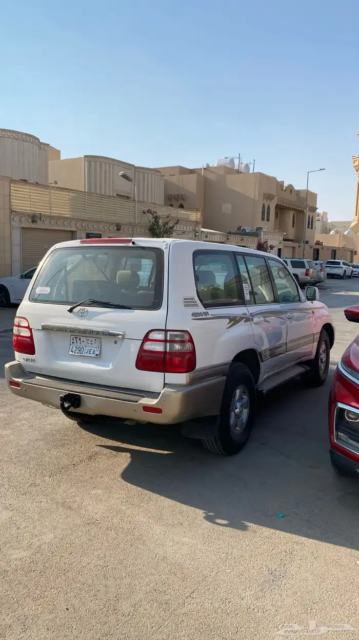 جيب لاندكروزر 5