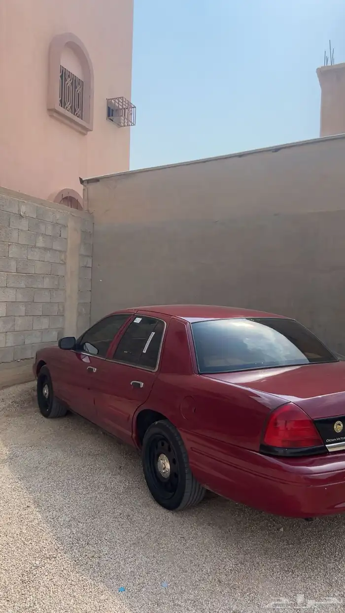 فورد كراون فكتوريا بوليسي 4