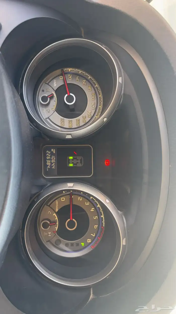 ميستوبيشي باجيرو2011 1