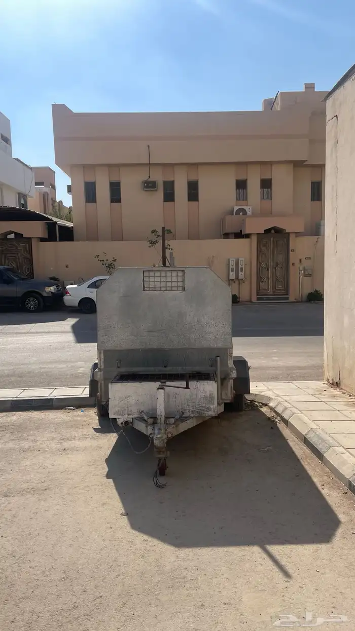 قلص مقفل للبيع 0