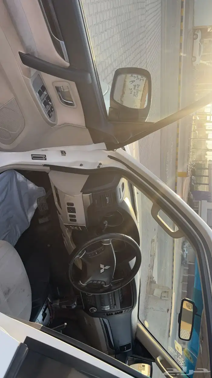 ميستوبيشي باجيرو2011 20