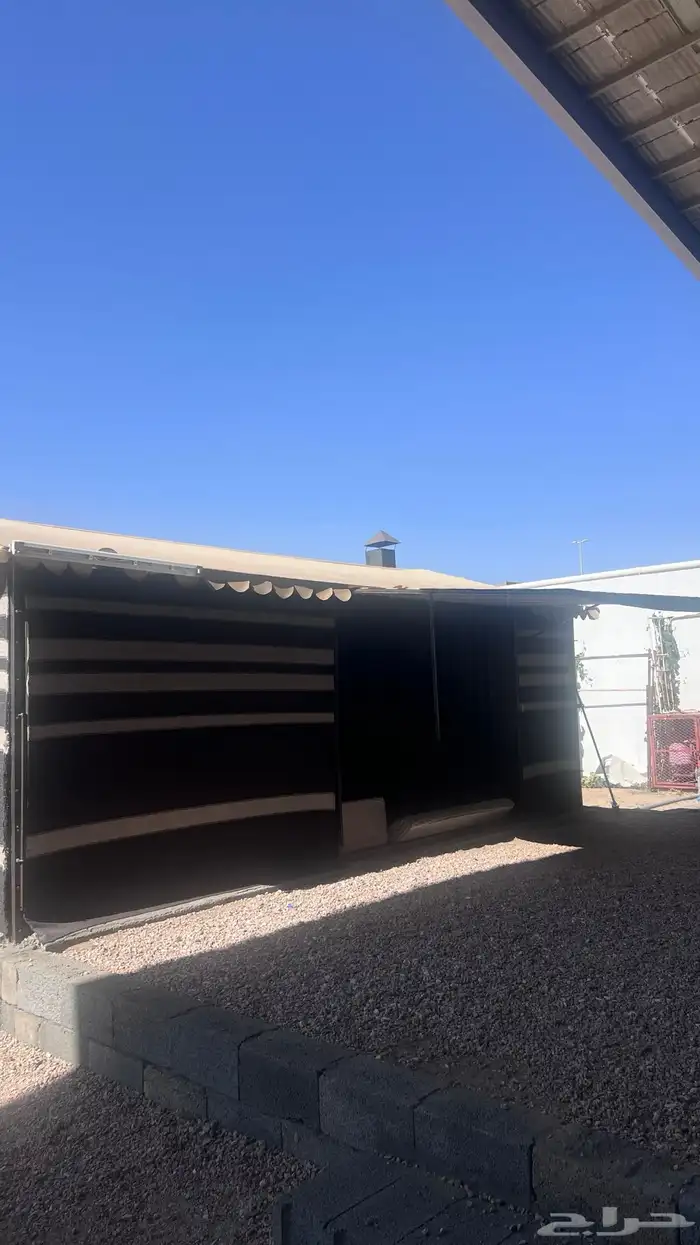 بيت شعر كامل مع الفرش والمساند شبه جديد 6