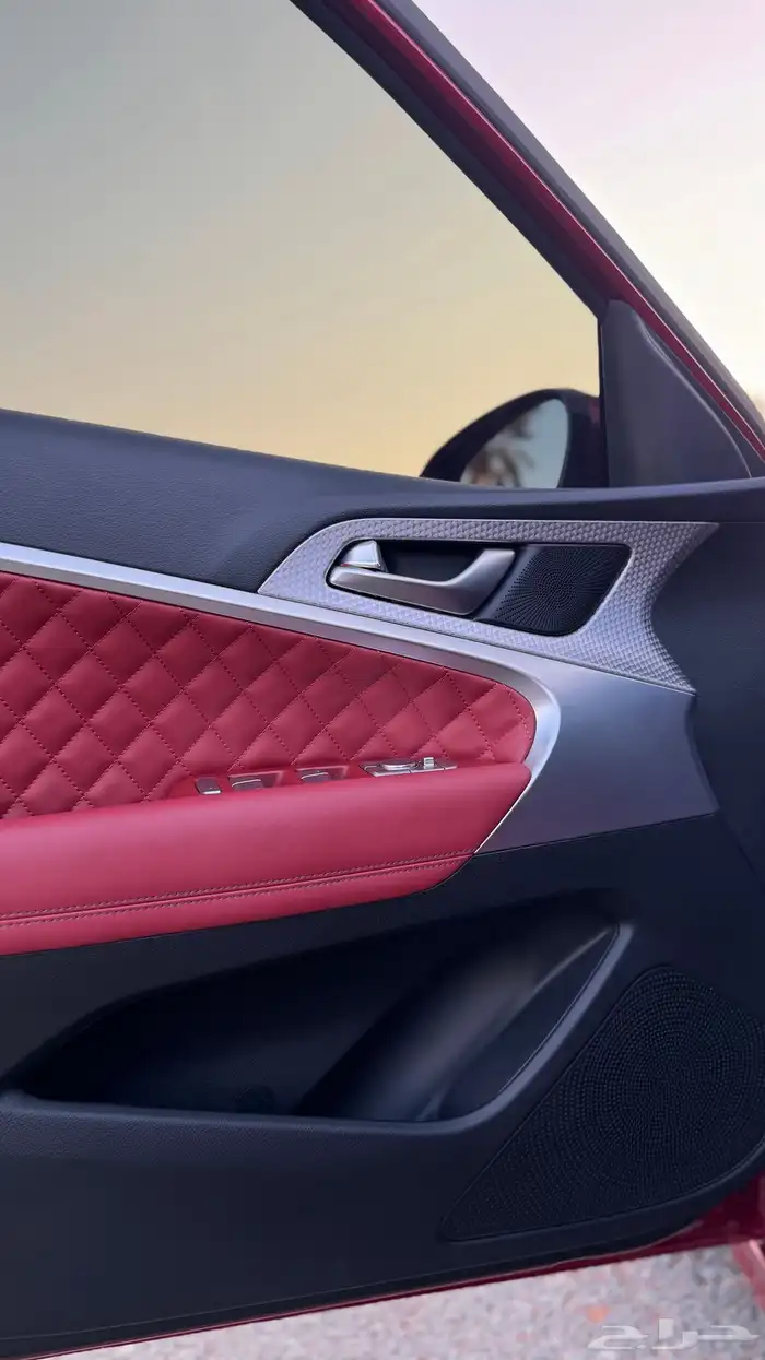 2023 جينيسس G70 13