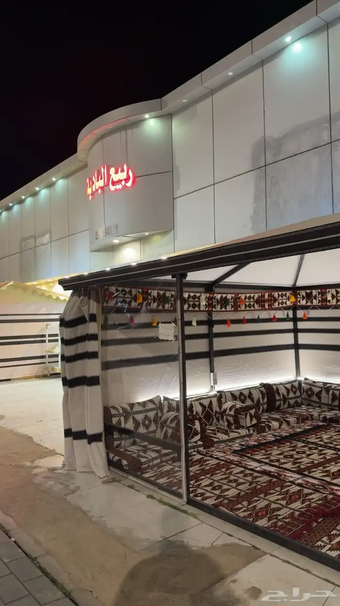 بيت الشعر المطور على هيكل حديد 5