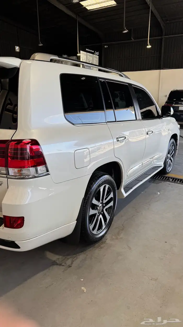 في اكس ار 2016 سعودي (5.7) 8