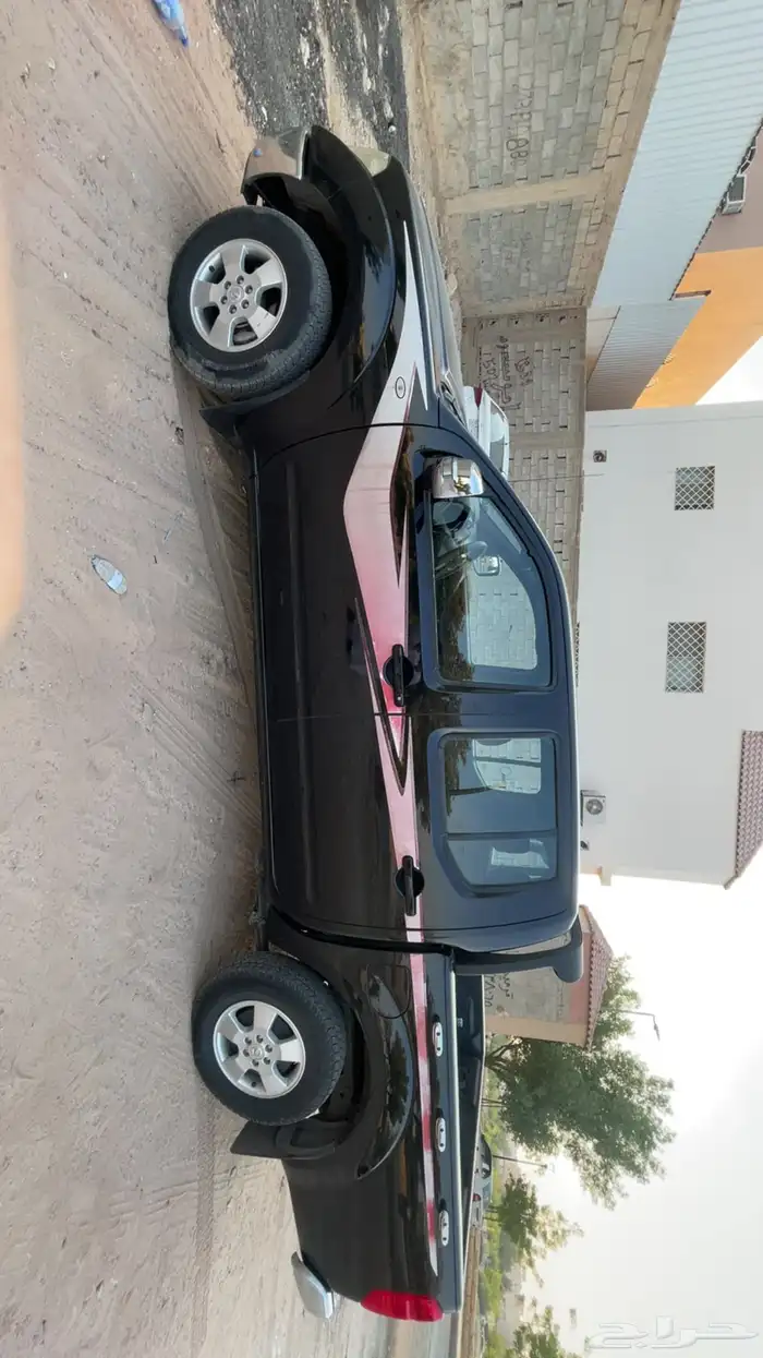 نيسان نافارا اللون اسود بدون دبل الممشى 181ألف 6