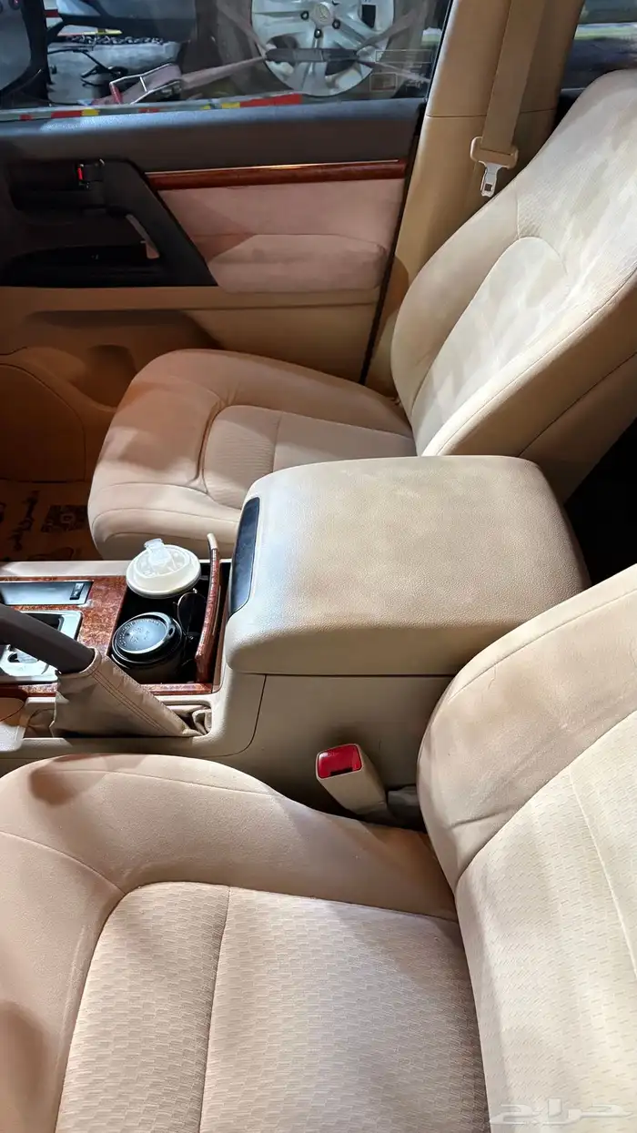 جيب لاندكروزر 2014 gxr 3 12