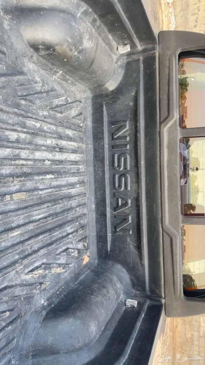 نيسان نافارا اللون اسود بدون دبل الممشى 181ألف 13