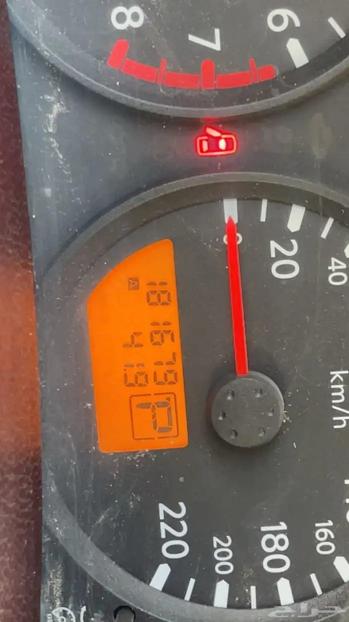 نيسان نافارا اللون اسود بدون دبل الممشى 181ألف 26