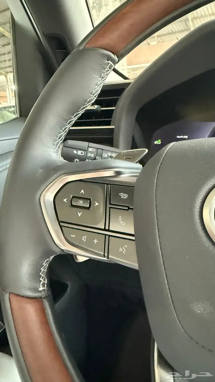 للبيع لكزس 2025 LX600 BB اصفار 24