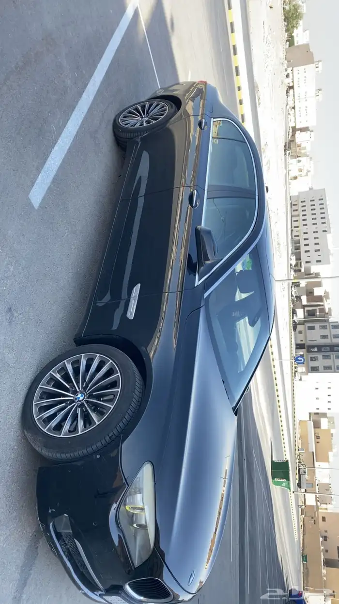 بي ام دبليو 740 15