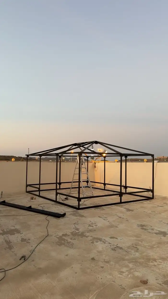 بيت الشعر المطور على هيكل حديد 16