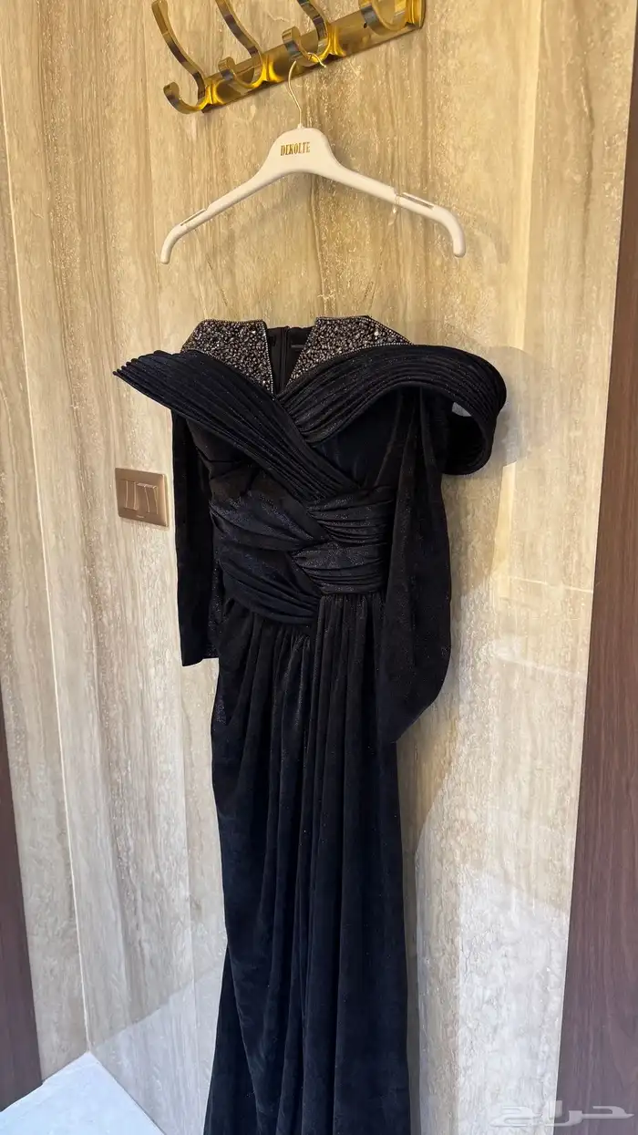 فستان اسود 0