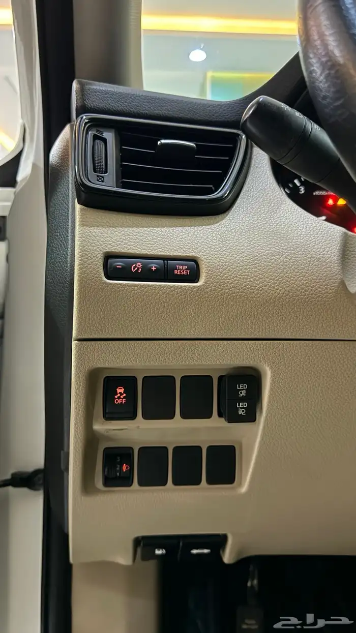 اكس تريل 2020 دبل 3 صفوف 12