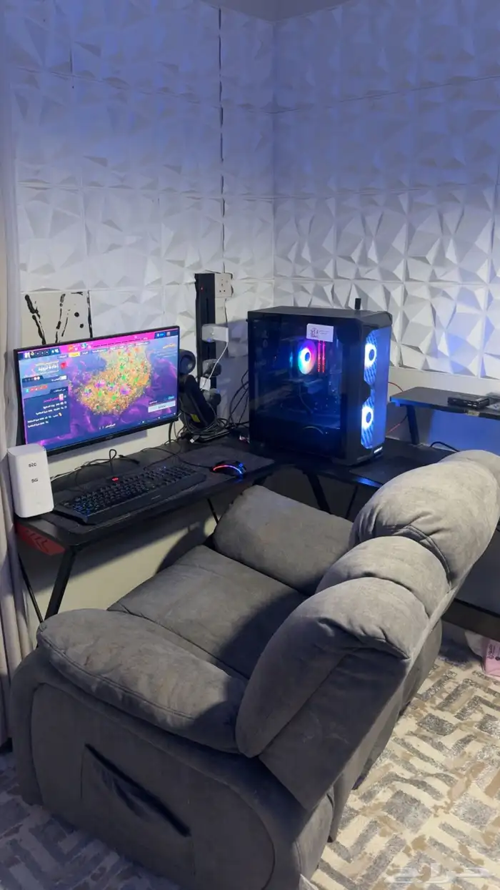 للبيع جهاز قيمنق كامل   كرسي استرخاء(هزاز-دوار)  راوتر STC 3