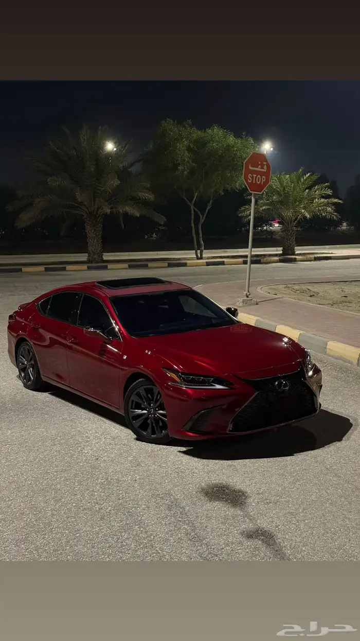 لكزس ES موديل 2020 فئة F SPORT ممشى قليل 4