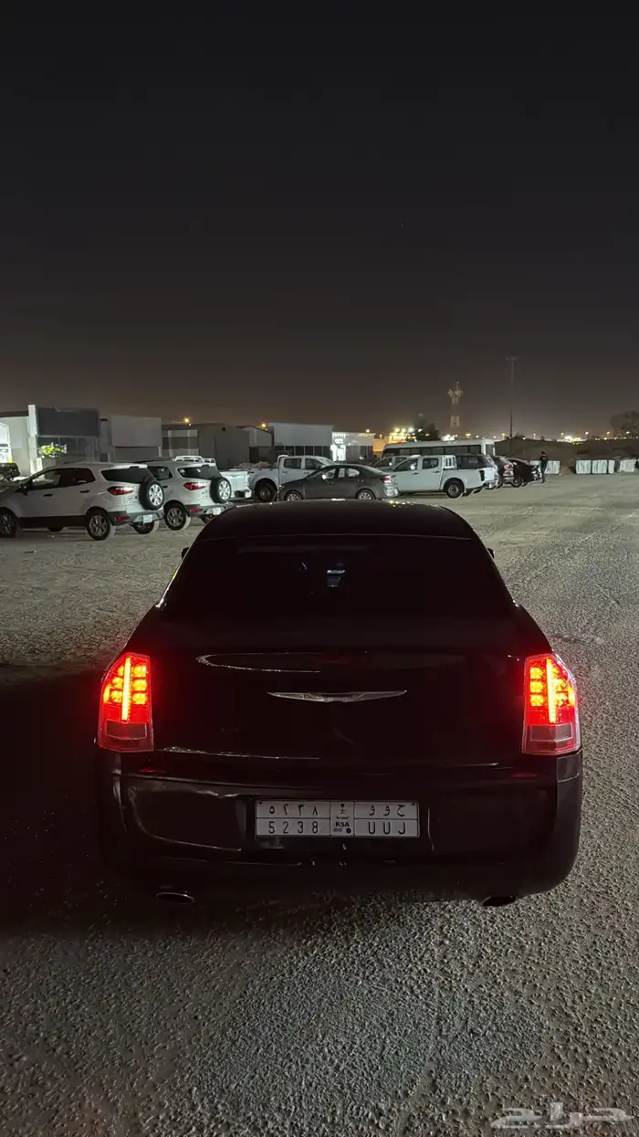 كلايزلر 2013 ليمتد c300 هيمي V8 3