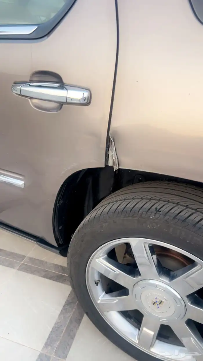 اسكاليد موديل 2011 3