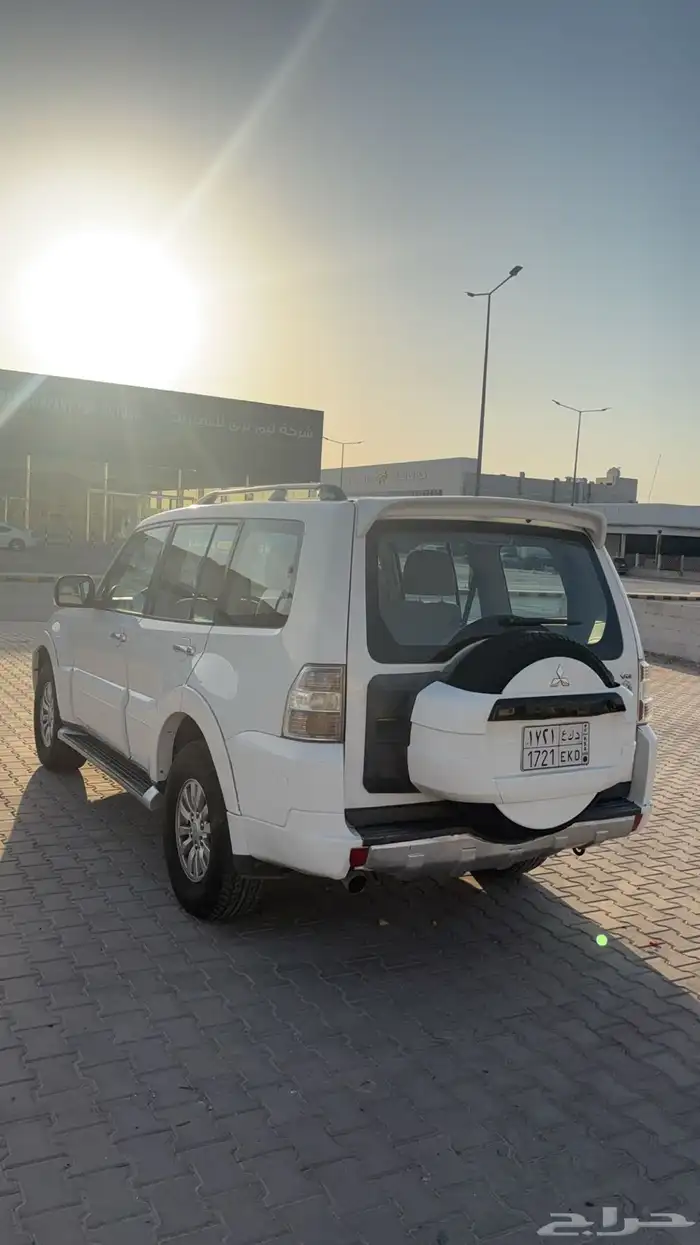 ميستوبيشي باجيرو2011 14