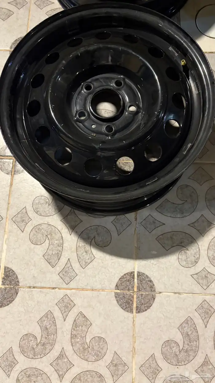 جنوط سوح مقاس 16 نضيف استعمال شهرين فقط . 3