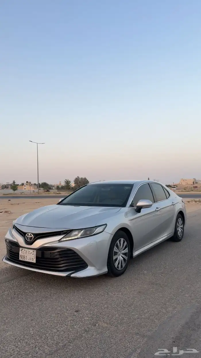 للبيع كامري 2019 ستاندر 3