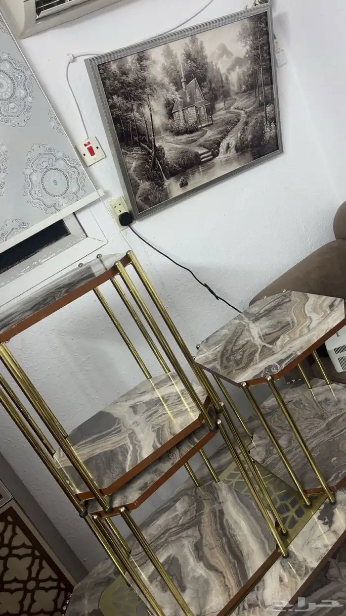 للبيع طاولة  استعمال نظيف الموقع الأحساء المبرز 1