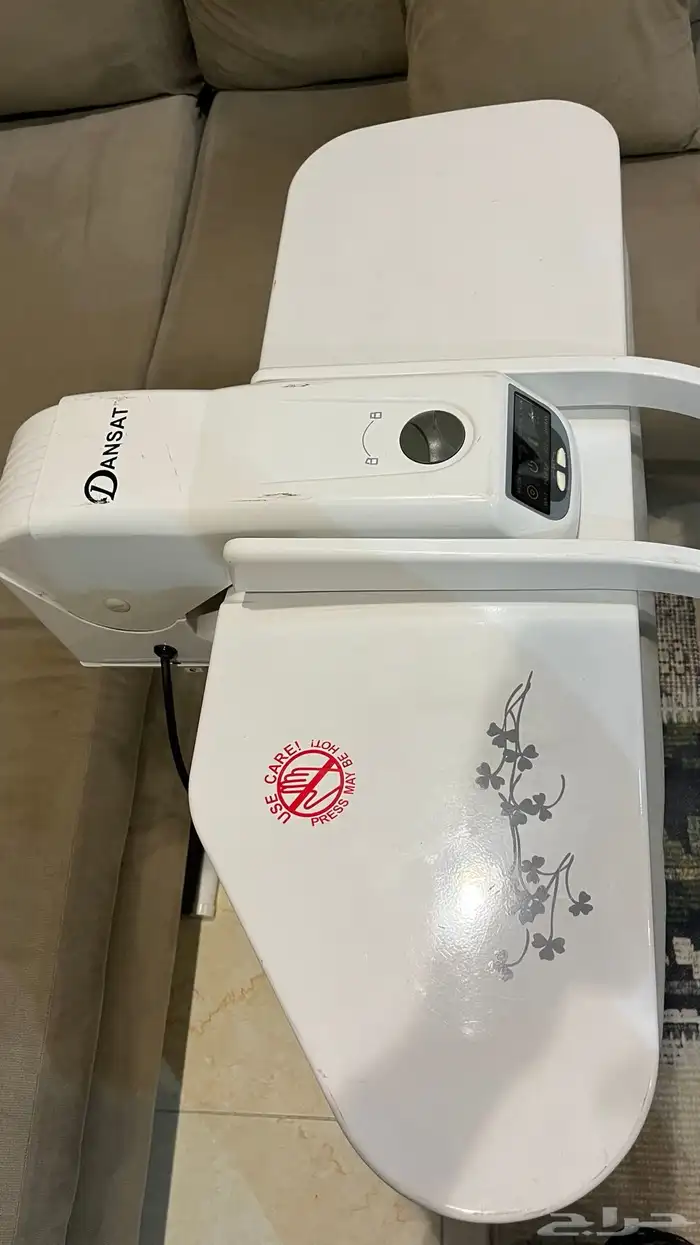 مكواة بخار مع قاعدة 3