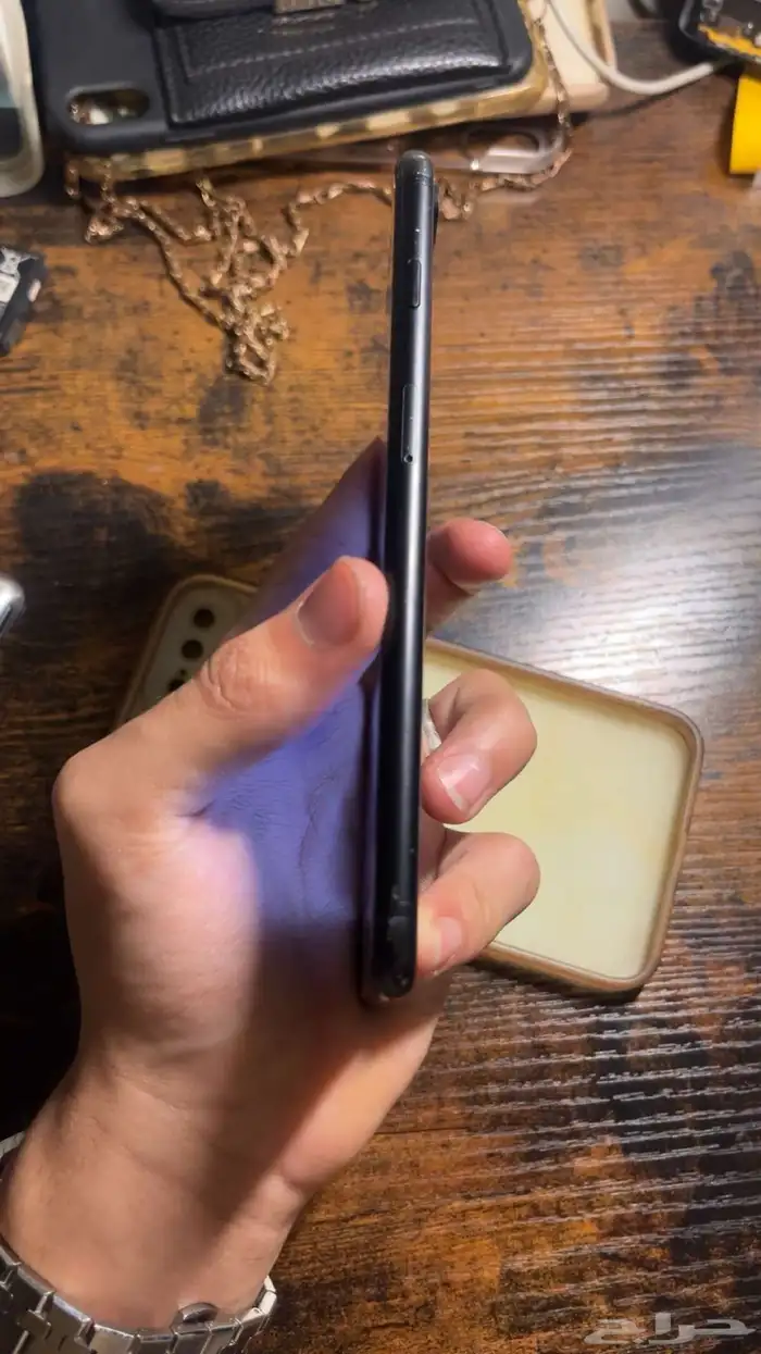 ايفون 7 بلس تم البيع 8