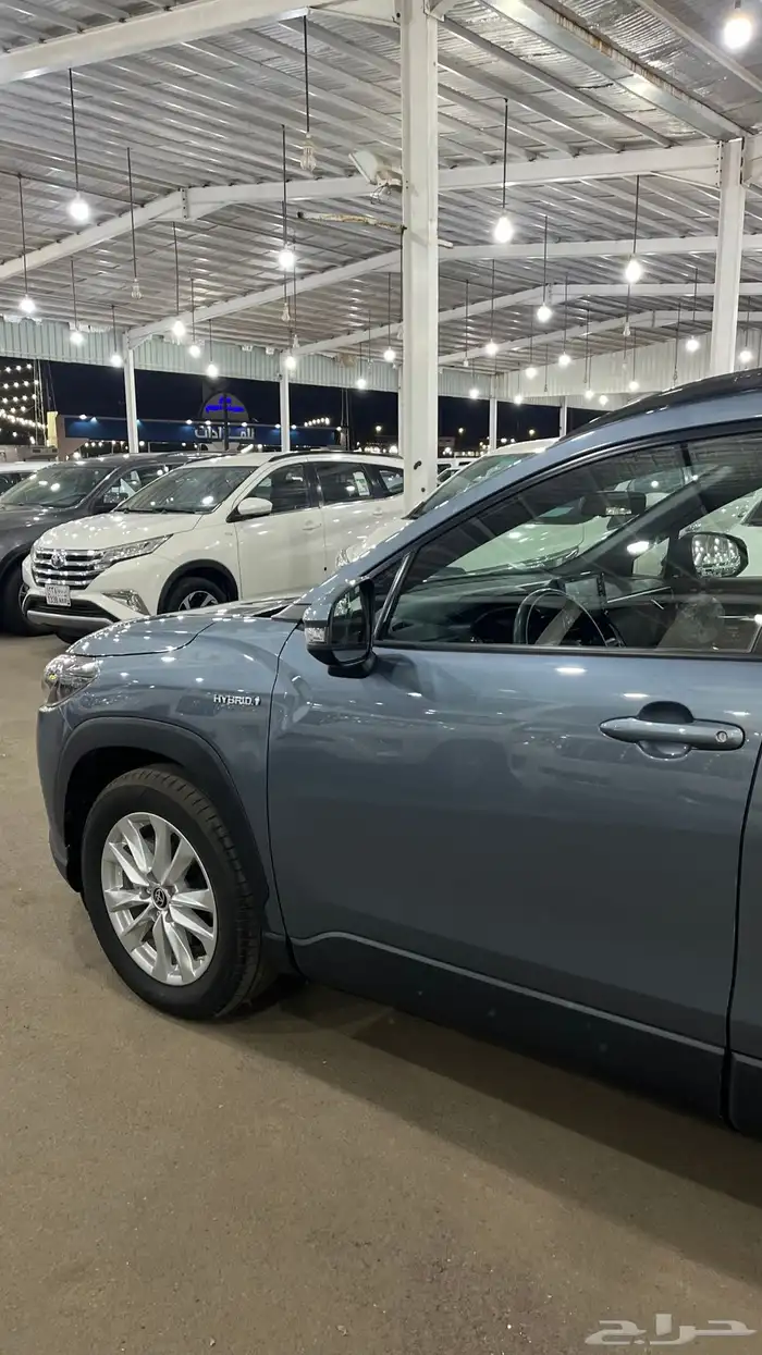 كورولا كروس 2024 فتحة سقف 6