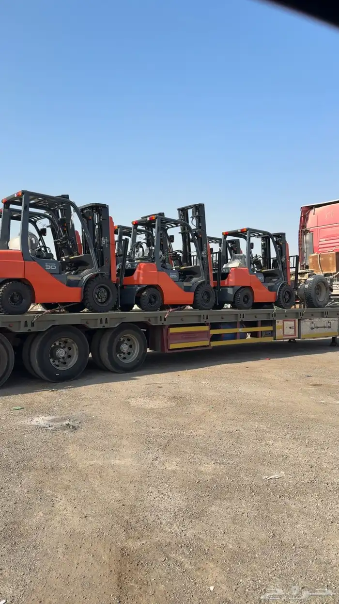 لوبد 18 متواجد في الرياض جاهز للتحميل الى اي اتجاه 0