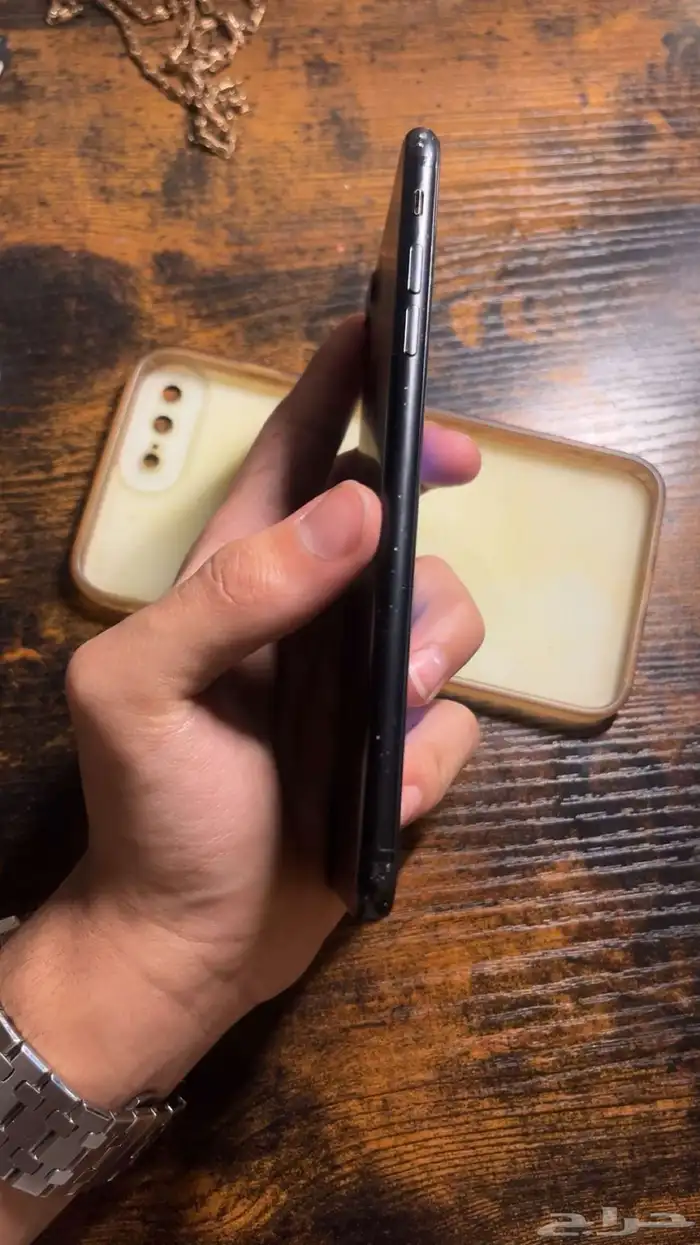 ايفون 7 بلس تم البيع 6