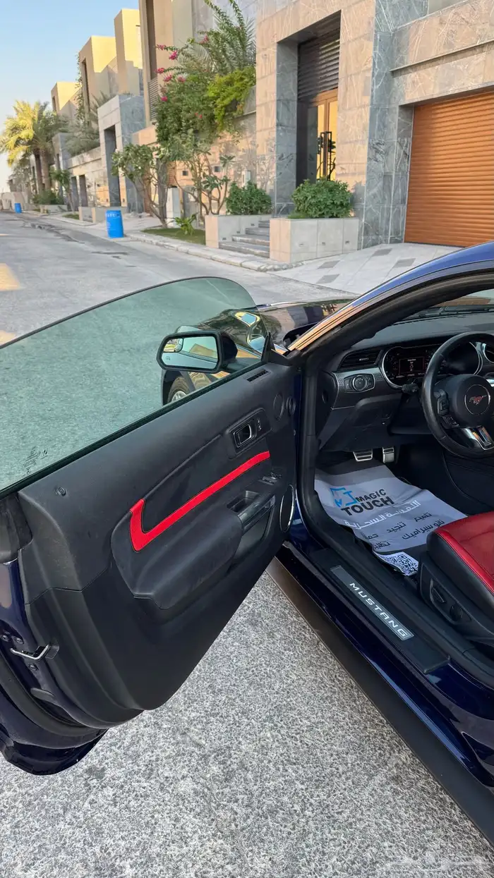 للبيع فورد موستينج بيرفورمانس بكج 2020 بحالة الوكاله 35