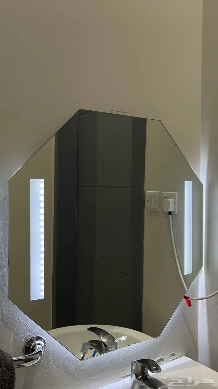 مرايه اضاءه 1