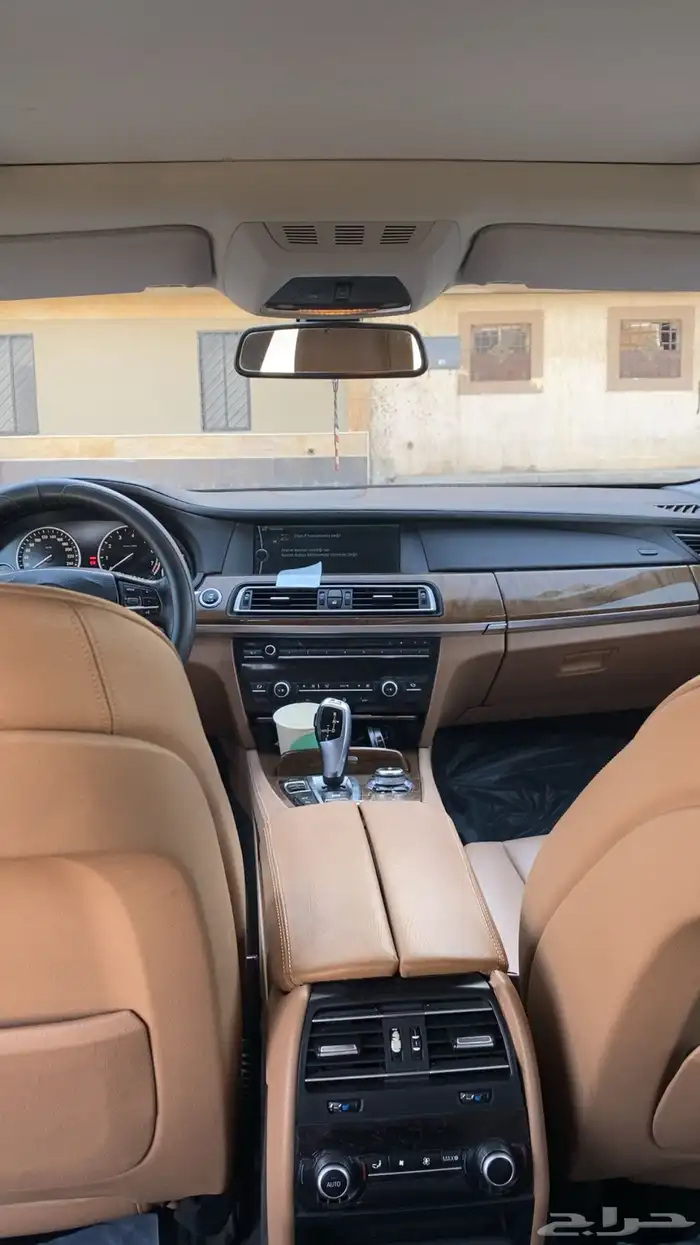 بي ام دبليو 740 5