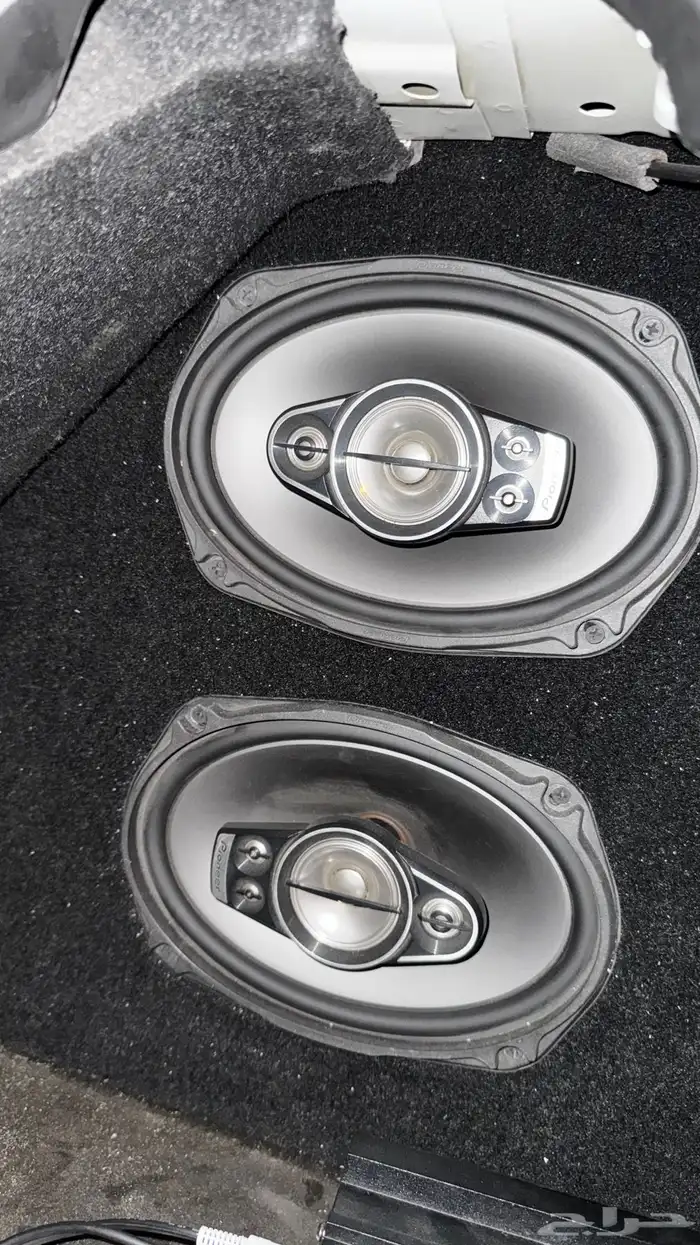 سماعات بايونير 750 واط واوفره 1500 واط مع الخشبه 2