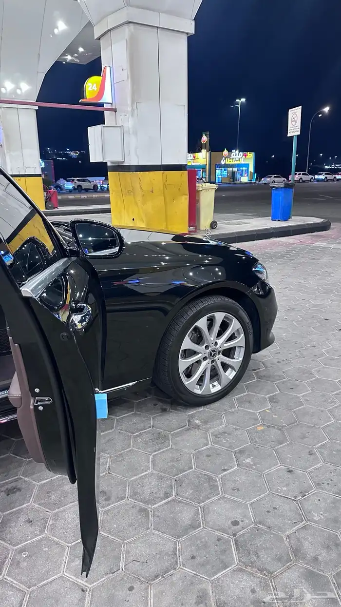 مرسدس E300 مستورد كوريا نظيفة جدا 6