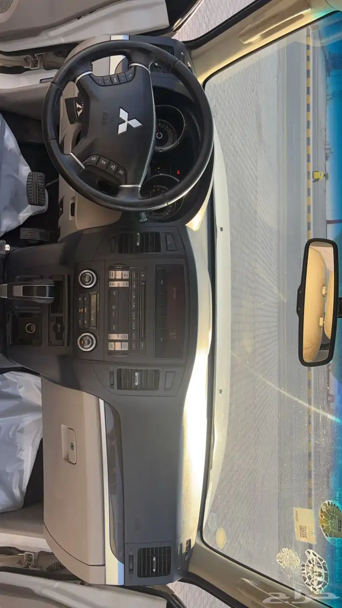 ميستوبيشي باجيرو2011 4