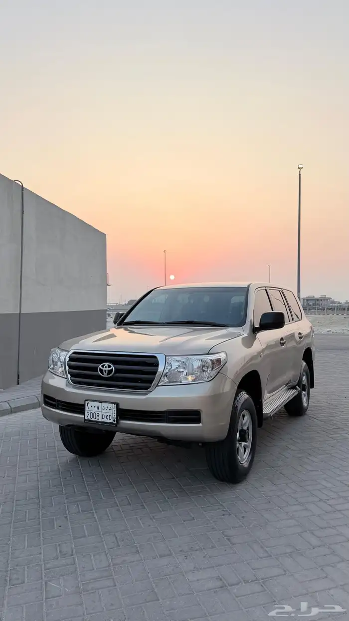 لاندكروزر ستاندر 2008 وارد قطر (قير عادي) V6 اقبل البدل 1