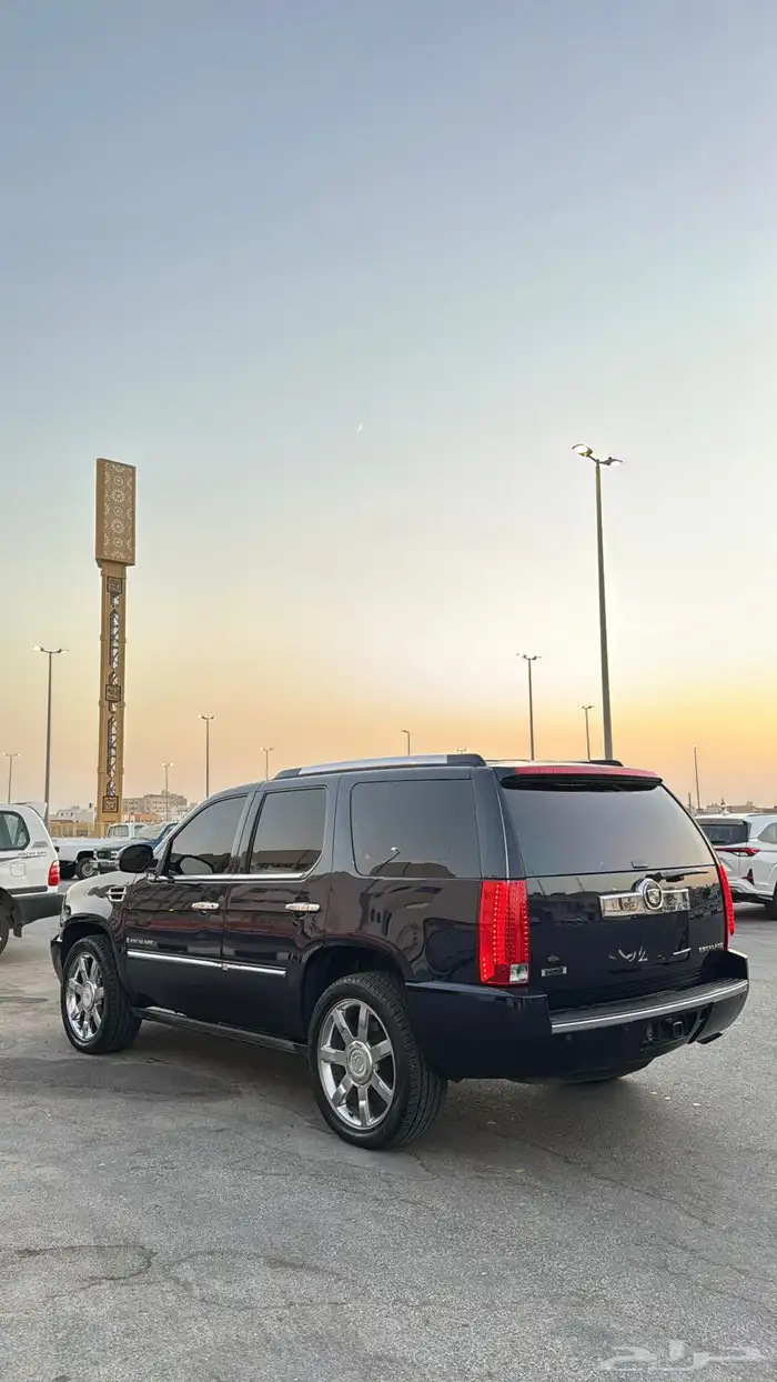 كدلك اسكاليد 2008 فل كامل 18