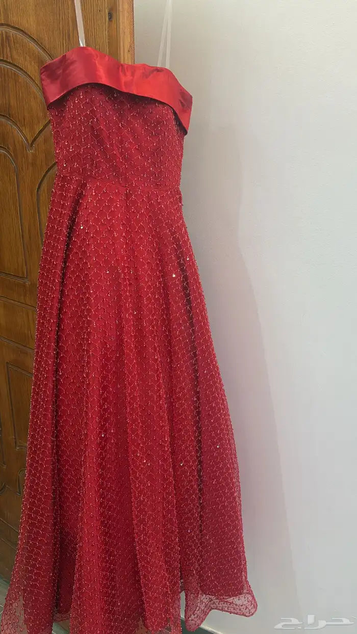فستان سهره لبسة مره وحده 4ساعات 1